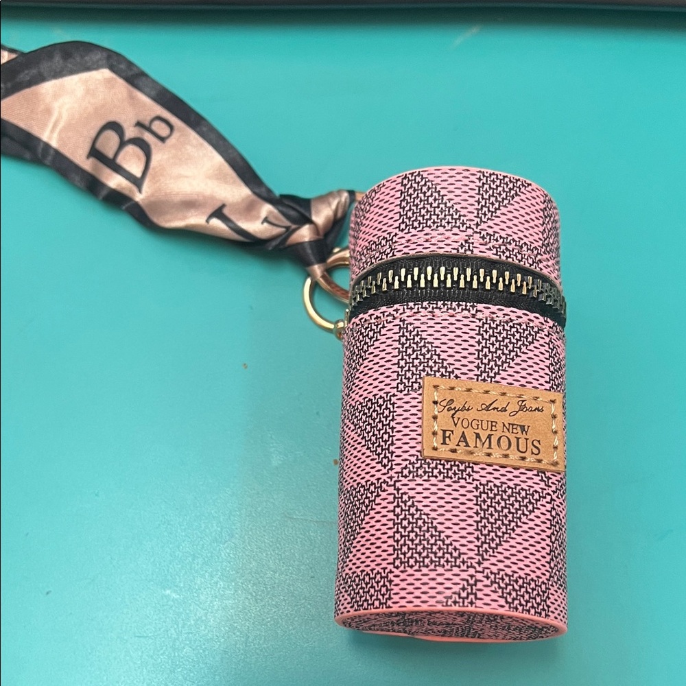 Pink Geometric Patterned Cylinder Bag